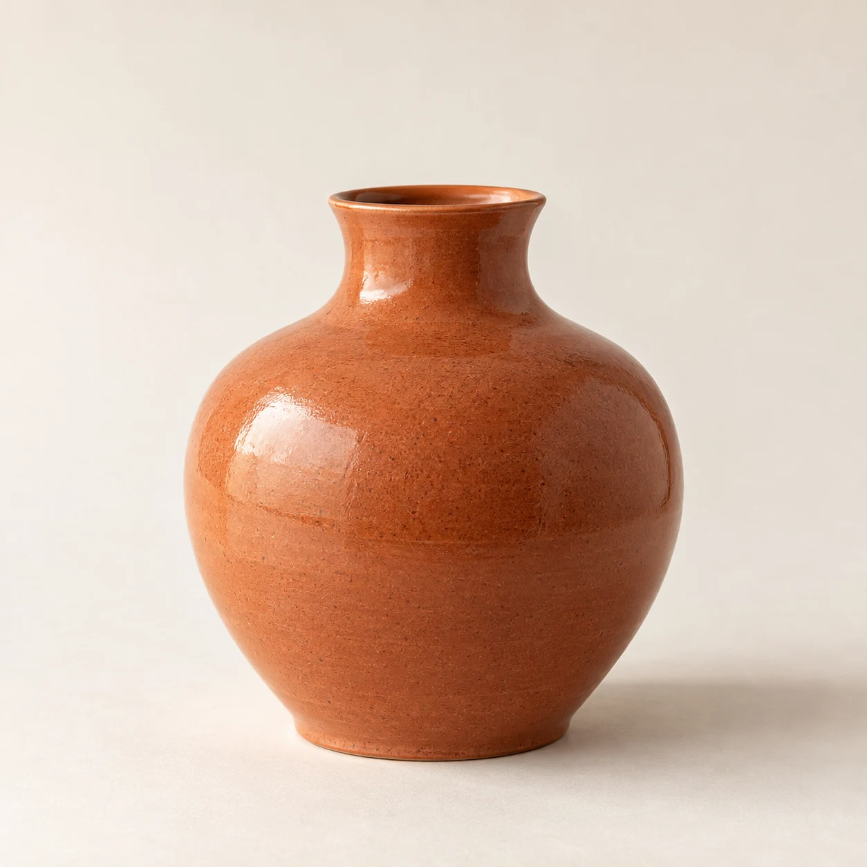 Terra Rounded Vase — Terracotta