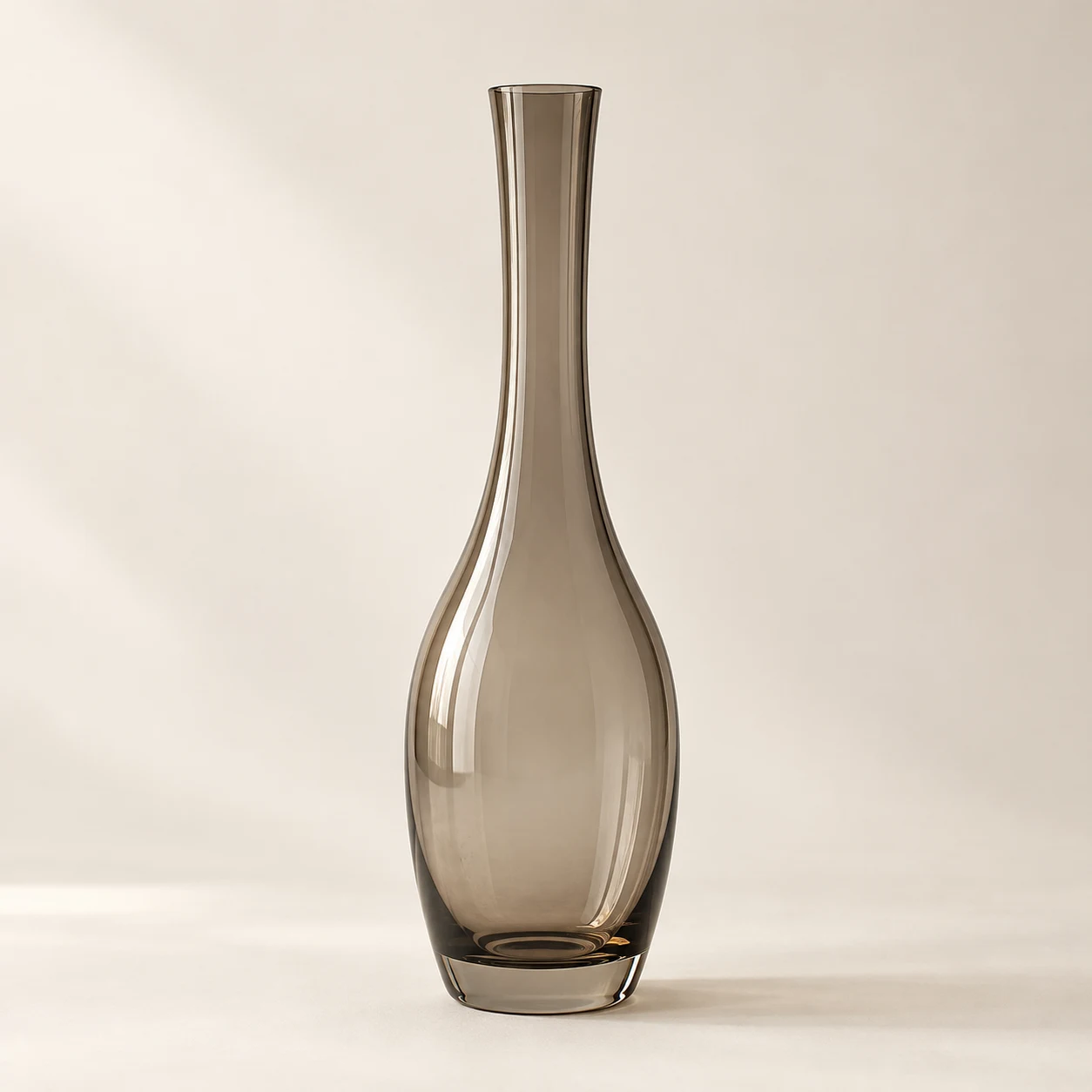 Fumo Tall Glass Vase — Smoke